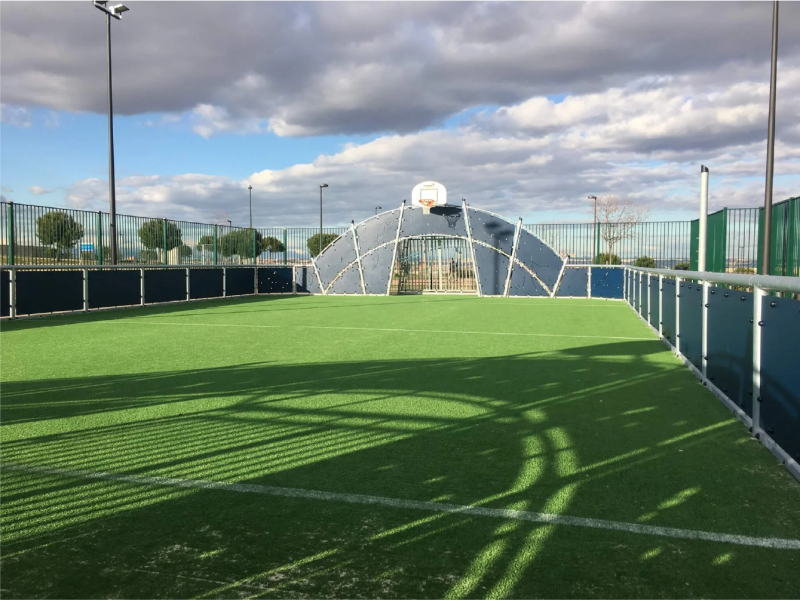 Pista COSMOS 12x24m FRE2111