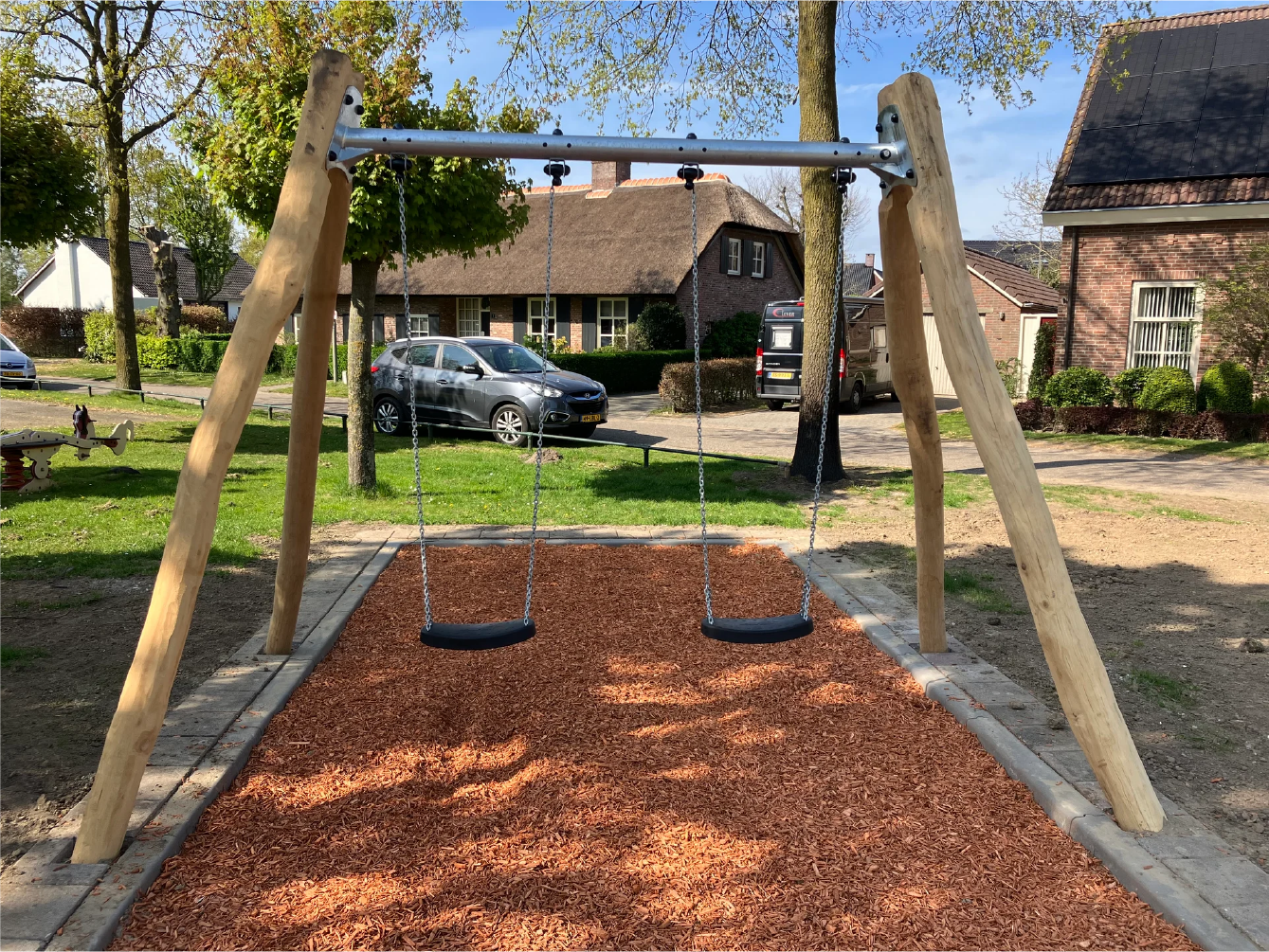 Columpio con dos asientos NRO917